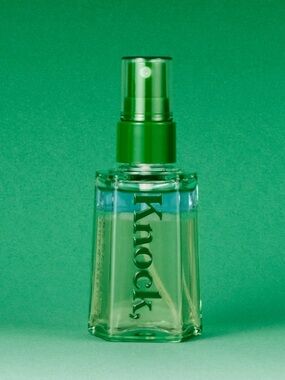 Knock Shaking Serum Mist Cool Down Water